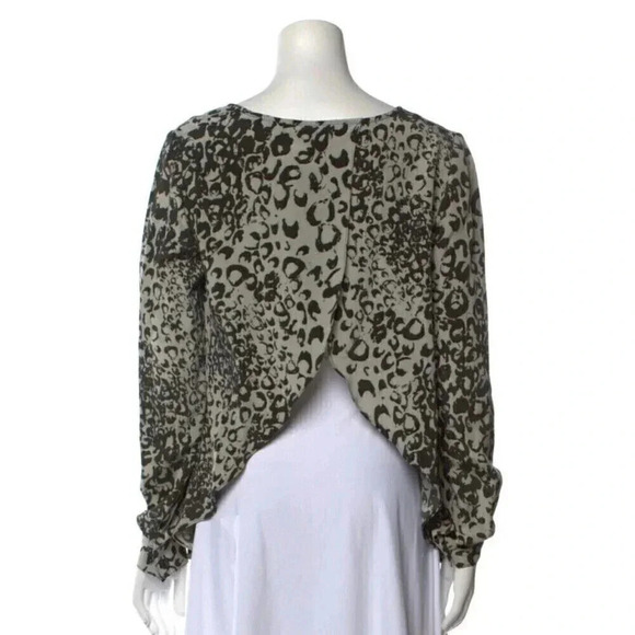 Sea New York Print Blouse Pleated with Crossover Open Back Accent Women's Large - Picture 2 of 6